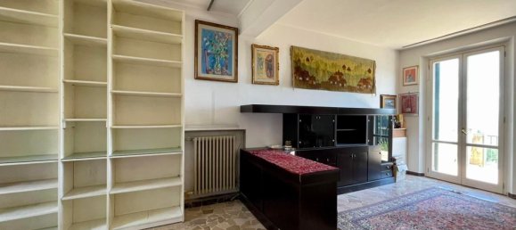 5 bedrooms House in San Miniato, Italy No. 373913 12