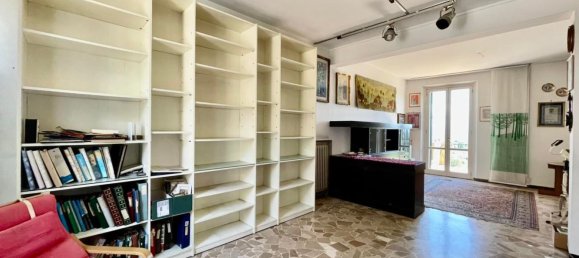 5 bedrooms House in San Miniato, Italy No. 373913 6