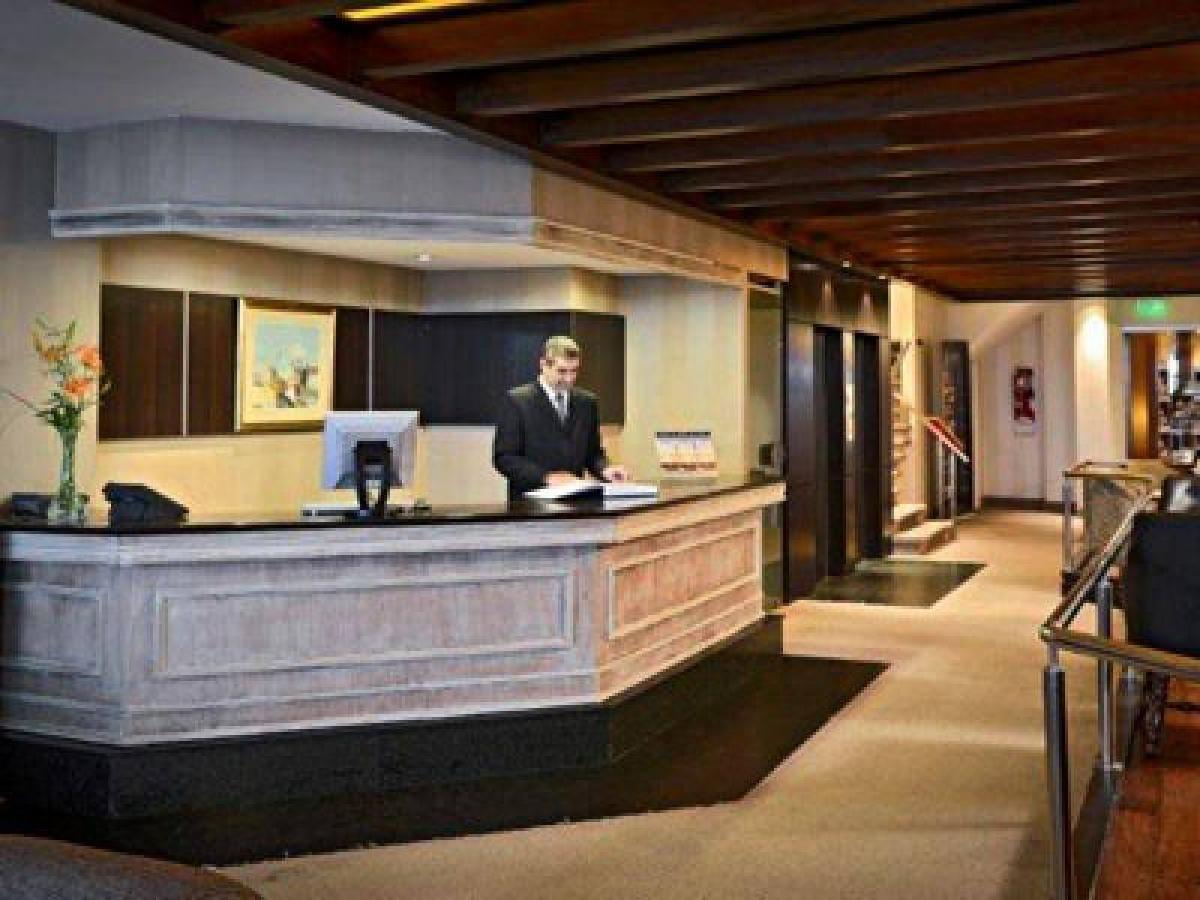 Bâtiment à Mar del Plata, Argentina 2201m² No. 106980