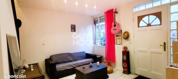 Дуплекс с 2 спальнями в Шеси, Франция № 49689 3