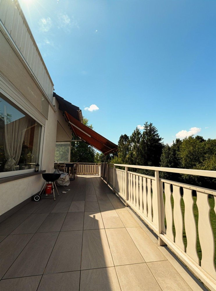 Adosado de 6 dormitorios en Main-Taunus, Germany No. 363827