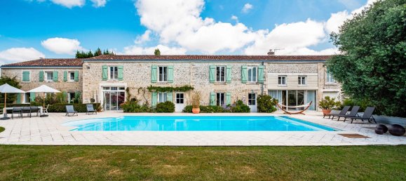 9 غرف نوم منزل في Deux-Sevres, France رقم 361812 2