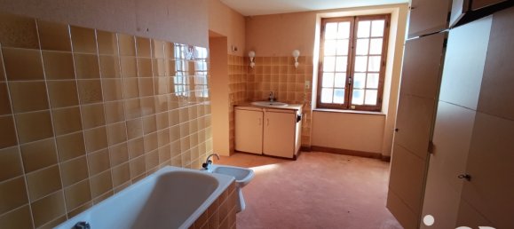 Дом с 4 комнатами в Пулен, Франция № 218204 5