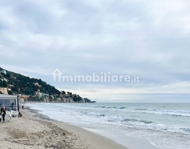 3 bedrooms Apartment in Alassio, Italy No. 260819