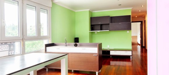 Дуплекс с 3 спальнями в Страна Басков, Испания № 160600 8