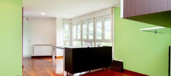 Дуплекс с 3 спальнями в Страна Басков, Испания № 160600 3