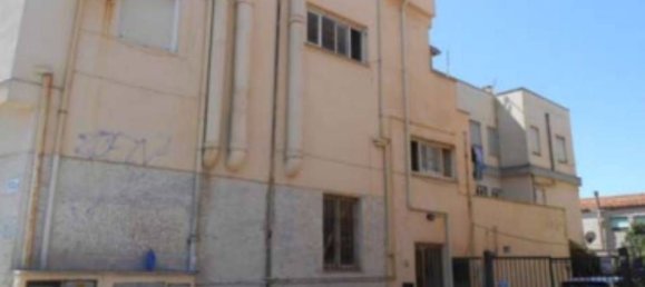 111m² Commercial property in Pomezia, Italy No. 98037 7