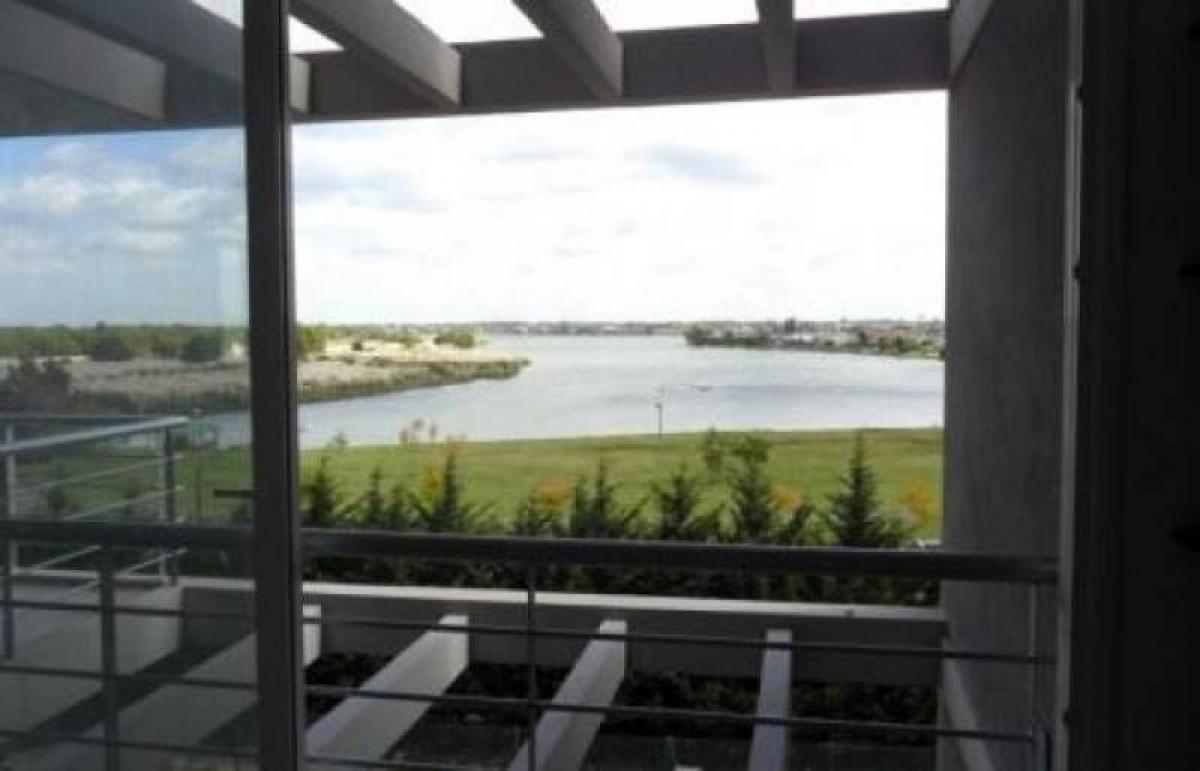 Квартира с 2 спальнями в Тигре, Аргентина № 62302