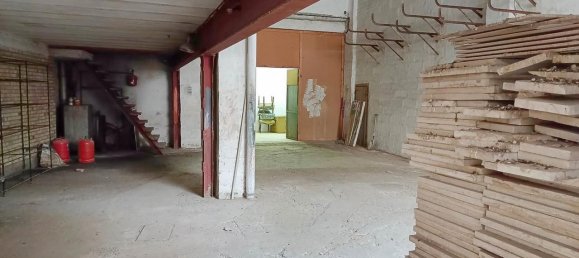 650m² Commercial property in Chartered Community of Navarre, Spain No. 32708 10