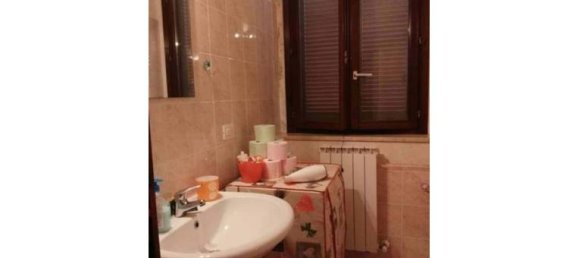 3 bedrooms House in Roccastrada, Italy No. 254747 4