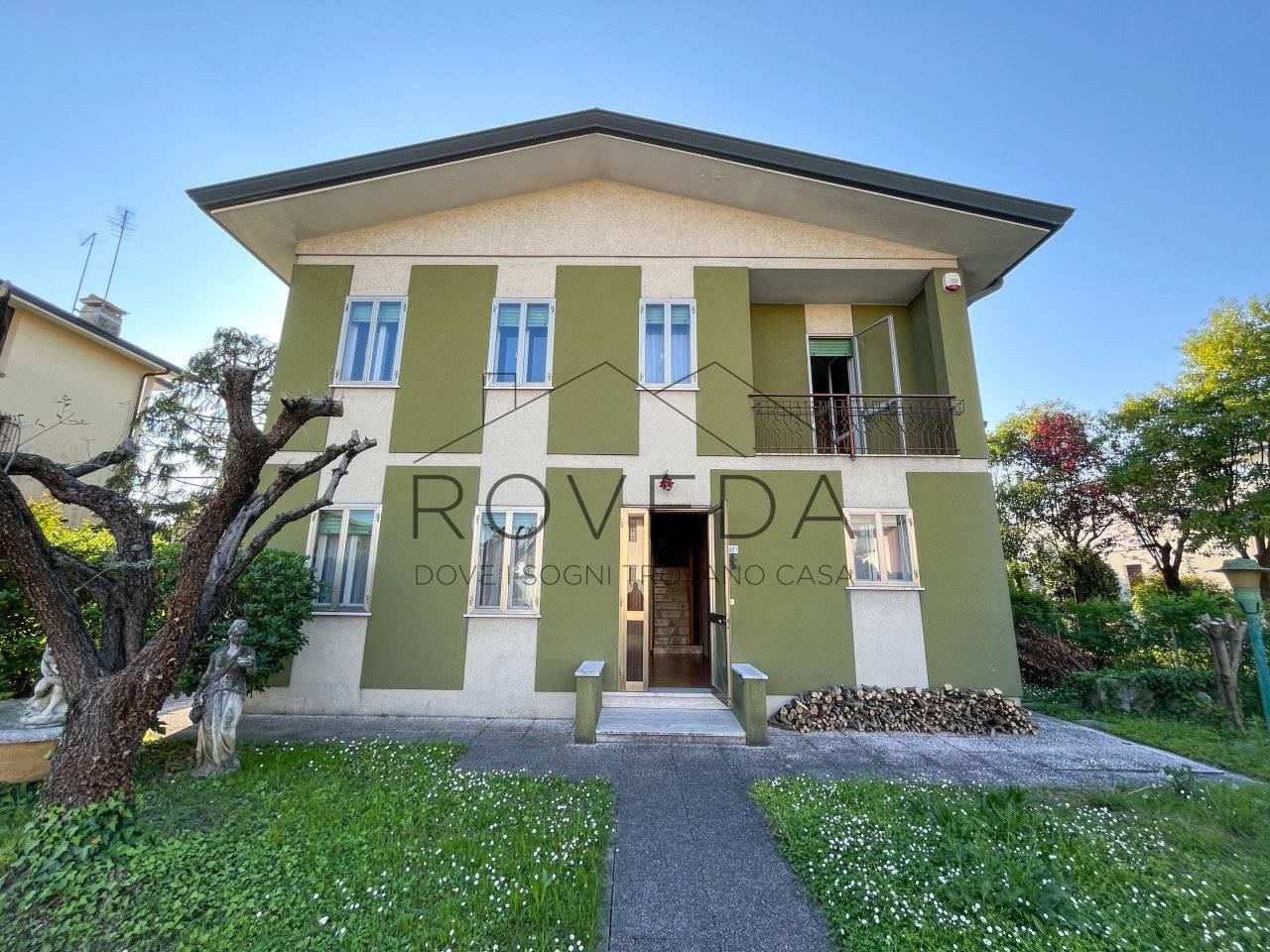 4 bedrooms House in Treviso, Italy No. 304194