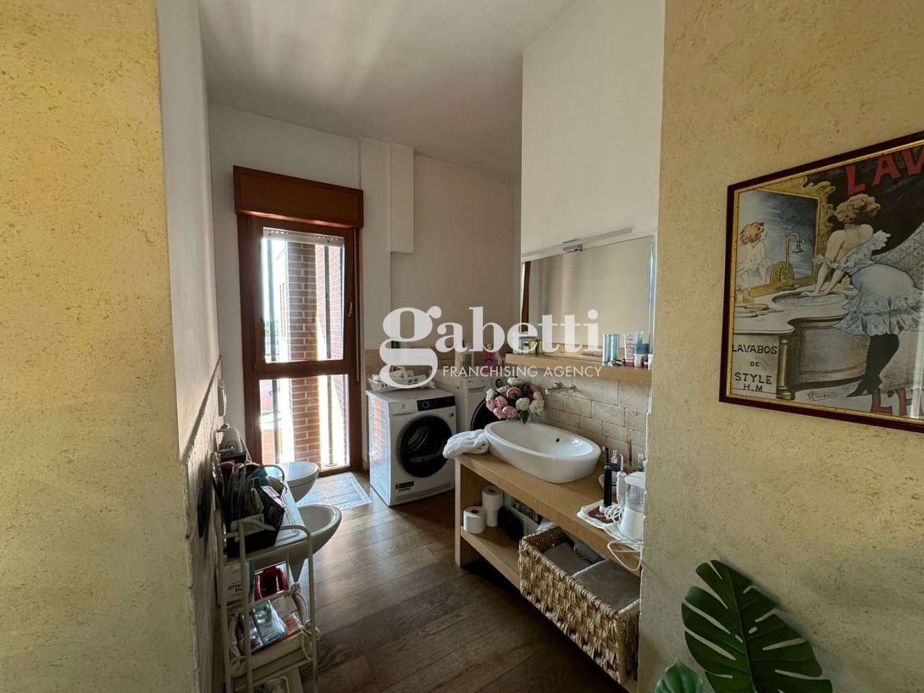 4 bedrooms Apartment in Bologna, Italy No. 401246