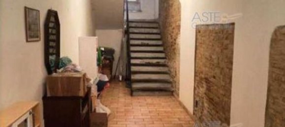 4 bedrooms Apartment in Fabriano, Italy No. 376590 8