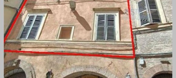 4 bedrooms Apartment in Fabriano, Italy No. 376590 16