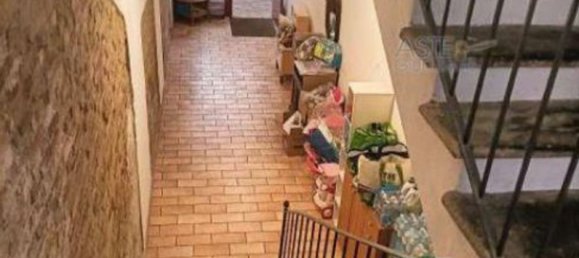 4 bedrooms Apartment in Fabriano, Italy No. 376590 9