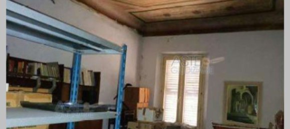 4 bedrooms Apartment in Fabriano, Italy No. 376590 20