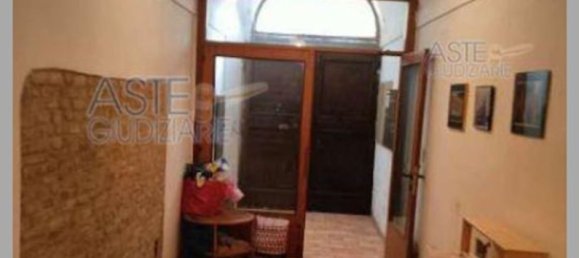 4 bedrooms Apartment in Fabriano, Italy No. 376590 26