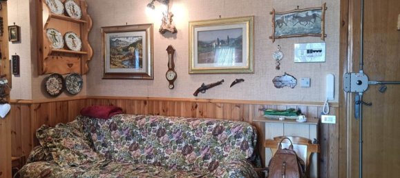 3 rooms Apartment in Ventasso, Italy No. 291205 4