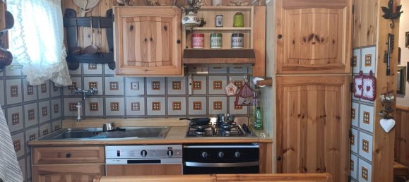 3 rooms Apartment in Ventasso, Italy No. 291205 8