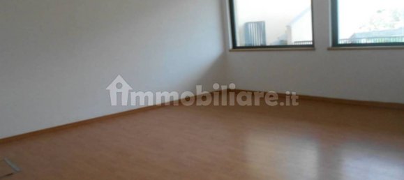 Escritório de 5 divisões em Olbia, Italy N.º 282116 3