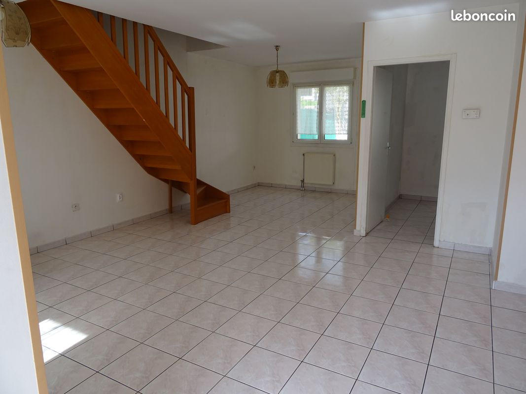 Casa de 3 dormitorios en Augny, France No. 329649