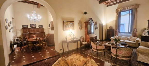 6 rooms Apartment in Florence, Italy No. 276647 13