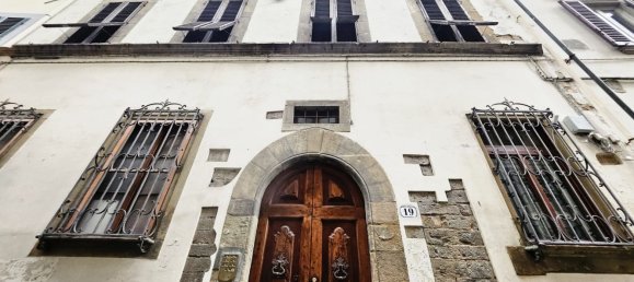 6 rooms Apartment in Florence, Italy No. 276647 34