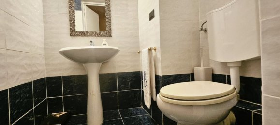 6 rooms Apartment in Florence, Italy No. 276647 31