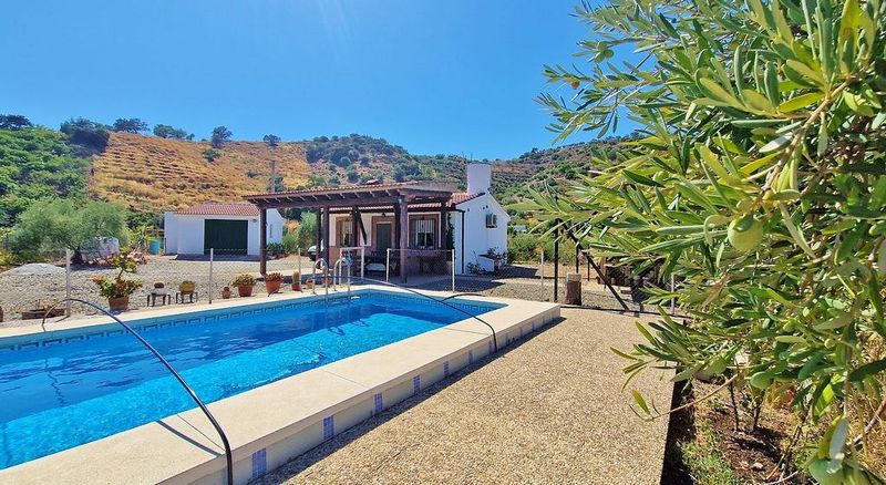 4 bedrooms House in Comares, Spain No. 226042