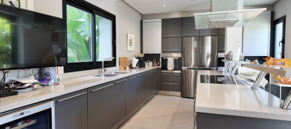 5 Schlafzimmer Villa in El Madronal, Spain, Nr. 135593 50