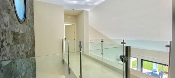 5 Schlafzimmer Villa in El Madronal, Spain, Nr. 135593 20