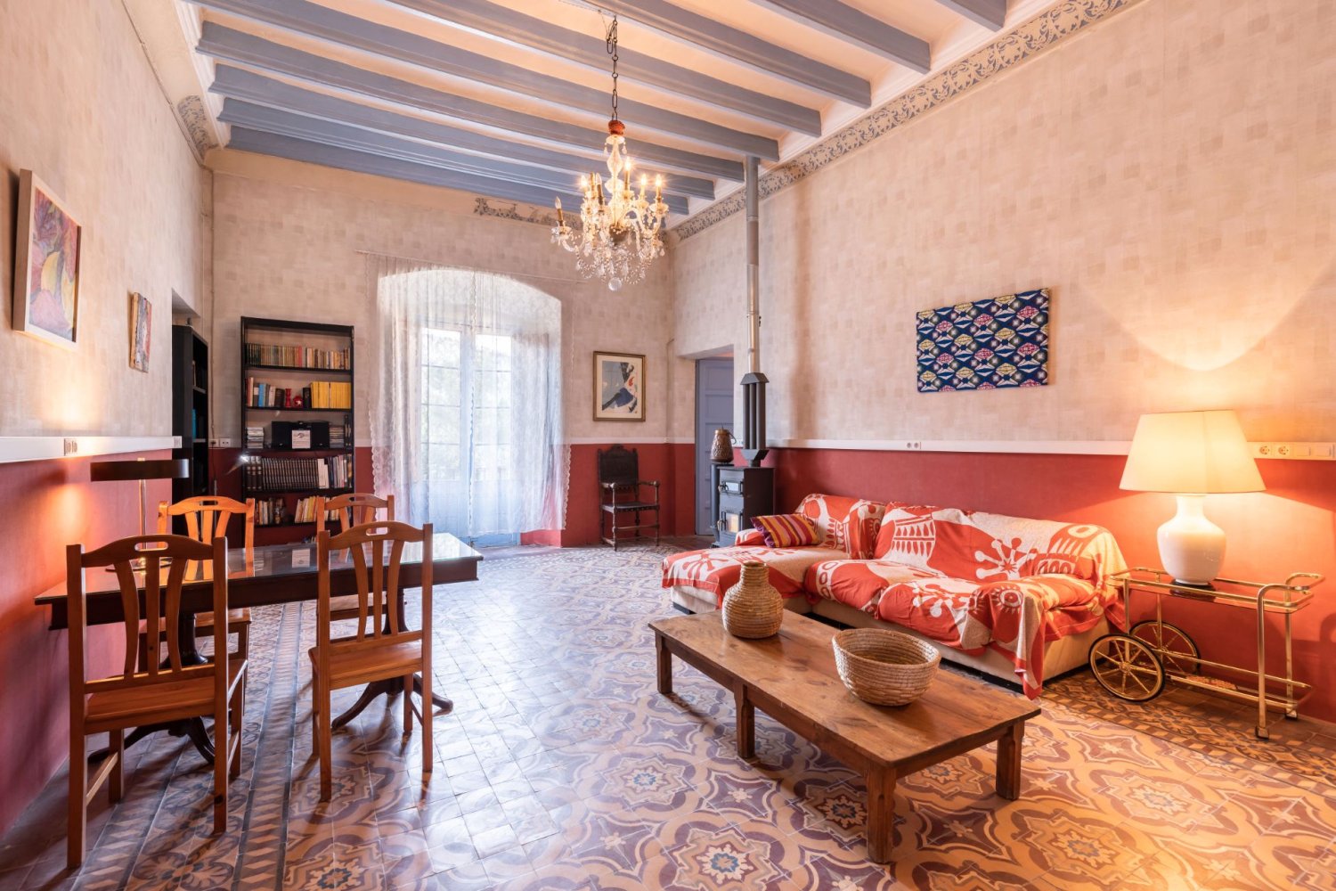 10 chambres Bâtiment à Tarragona, Spain No. 208359