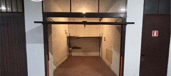 14m² Garage in Paderno Dugnano, Italy No. 236802 3