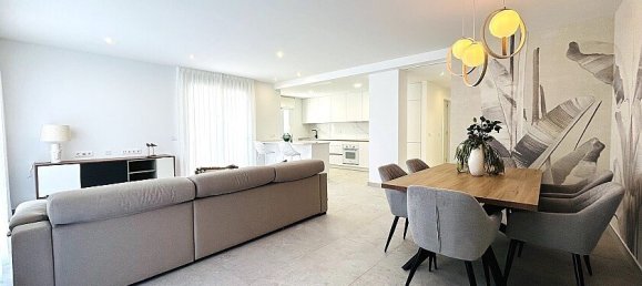 3 bedrooms Apartment in Torrevieja, Spain No. 14273 4