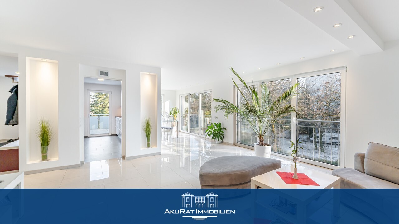 Здание с 8 комнатами в Фюрстенфельдбрукк, Германия № 39686