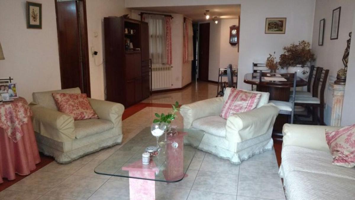 3 bedrooms Apartment in Mar del Plata, Argentina No. 81430
