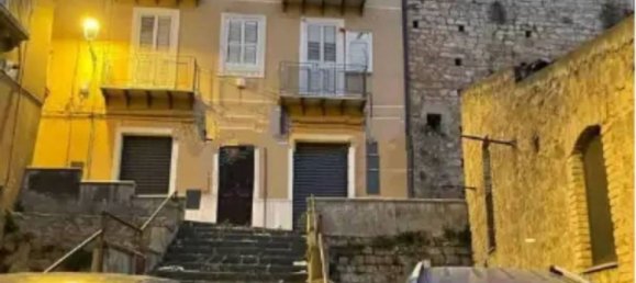 3-salle Appartement à Piazza Armerina, Italy No. 156311 3