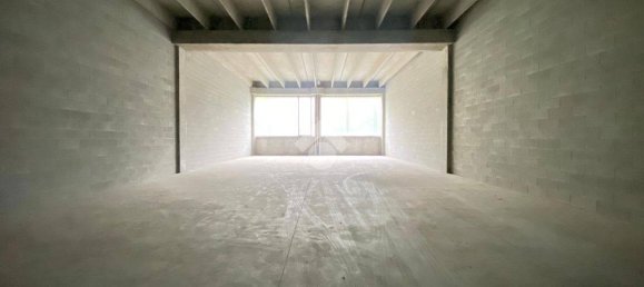 1-Zimmer Lagerhaus in Alzano Lombardo, Italy, Nr. 78760 5