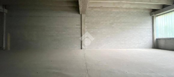 1-Zimmer Lagerhaus in Alzano Lombardo, Italy, Nr. 78760 8