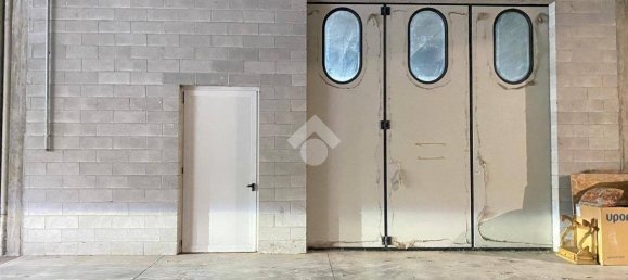 1-Zimmer Lagerhaus in Alzano Lombardo, Italy, Nr. 78760 9