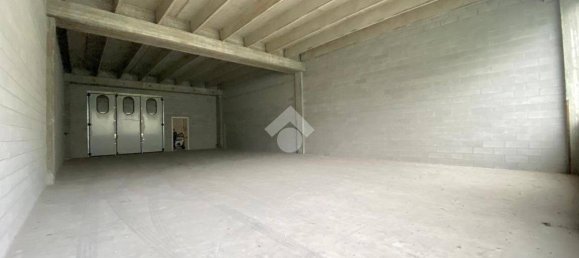 1-Zimmer Lagerhaus in Alzano Lombardo, Italy, Nr. 78760 4