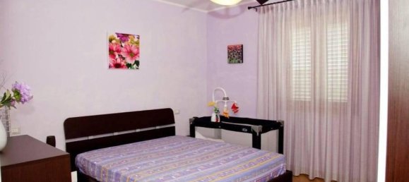 3 rooms Apartment in Cirò Marina, Italy No. 19300 4