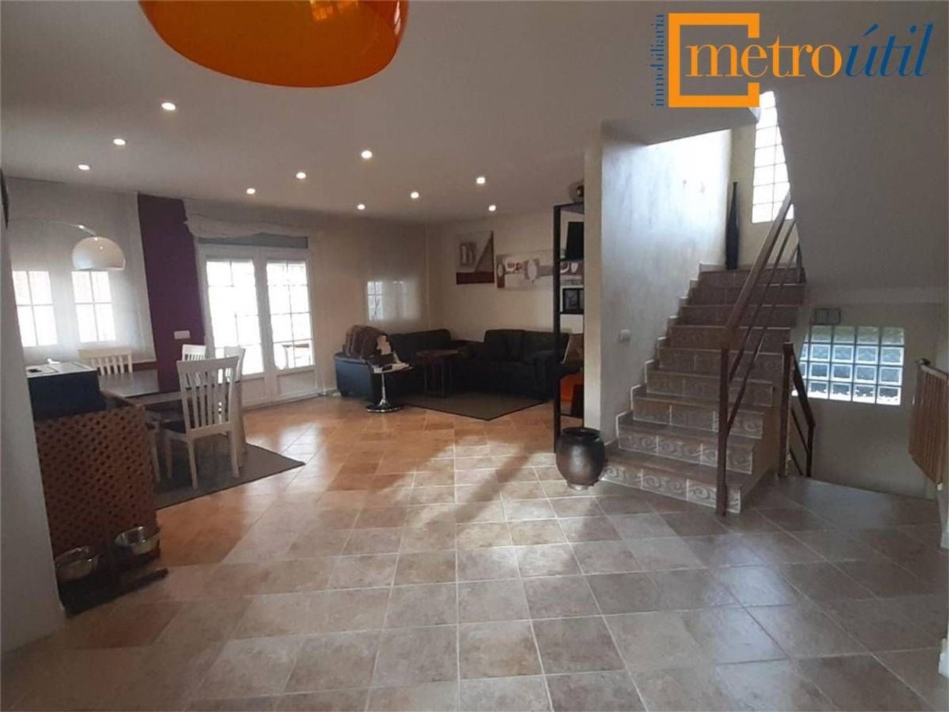 Casa de 4 dormitorios en Cabrerizos, Spain No. 88034