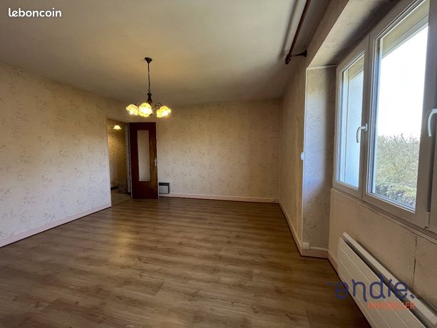 3 Schlafzimmer Haus in Arc-les-Gray, France, Nr. 305056