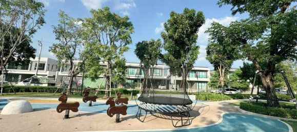 4 Schlafzimmer Villa in Bang Na, Thailand, Nr. 62347 27