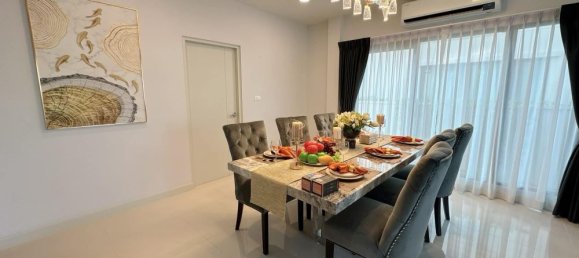 4 Schlafzimmer Villa in Bang Na, Thailand, Nr. 62347 4