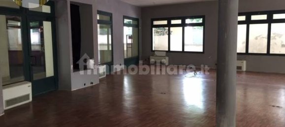 2 rooms Commercial property in Treviso, Italy No. 89315 3