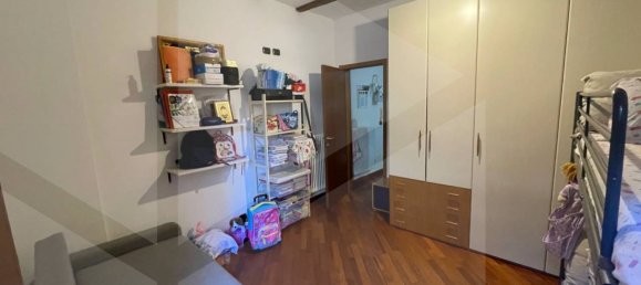 2 rooms Apartment in Bologna, Italy No. 27534 3