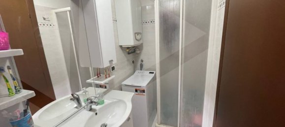 2 rooms Apartment in Bologna, Italy No. 27534 12