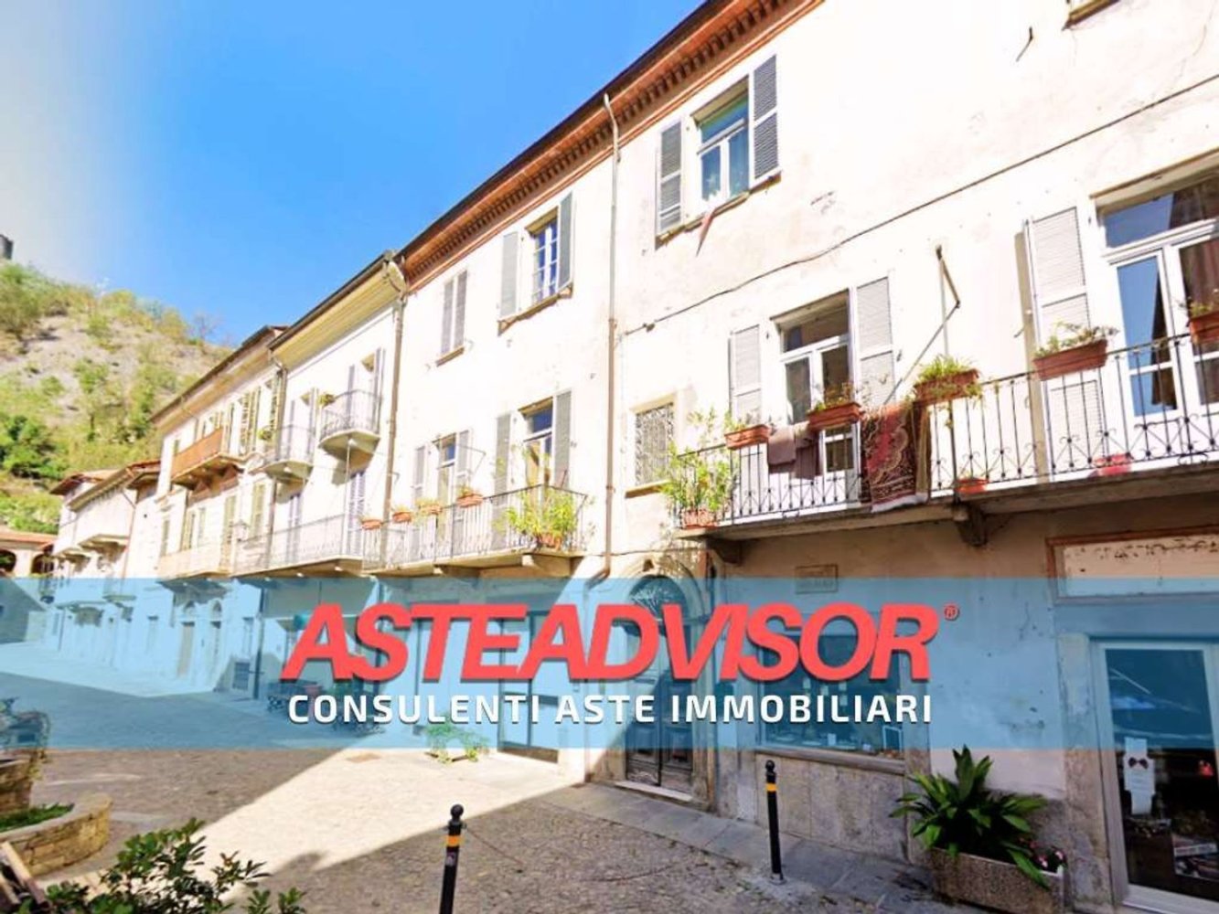 Apartamento de 4 dormitorios en Cortemilia, Italy No. 371528